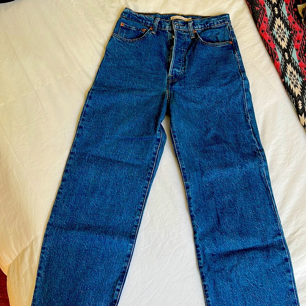 LEVI’S RIBCAGE STRAIGHT ANKLE WOMEN SIZE 27